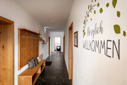 Großzügige Garderobe